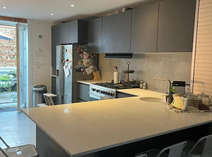 Maison Piscine Centre *